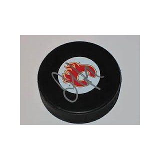 Trent Yawney Calgary Flames Autographed Hand Signed NHL Puck W/case