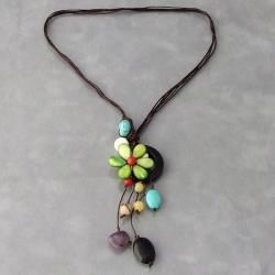 Handmade Drop Cluster Multistone Green Flower Pendant Necklace